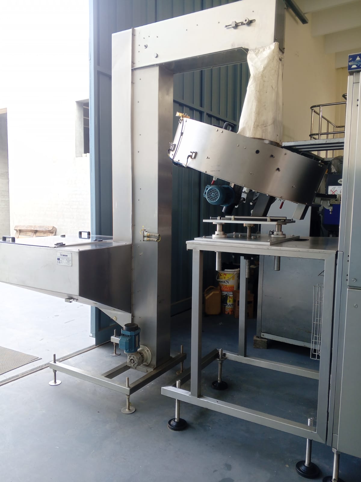 REFURBISHED TETRA PAK CAP FLEX 30 THE CAP APPLICATOR FOR HELICAP 23 YEAR 2014