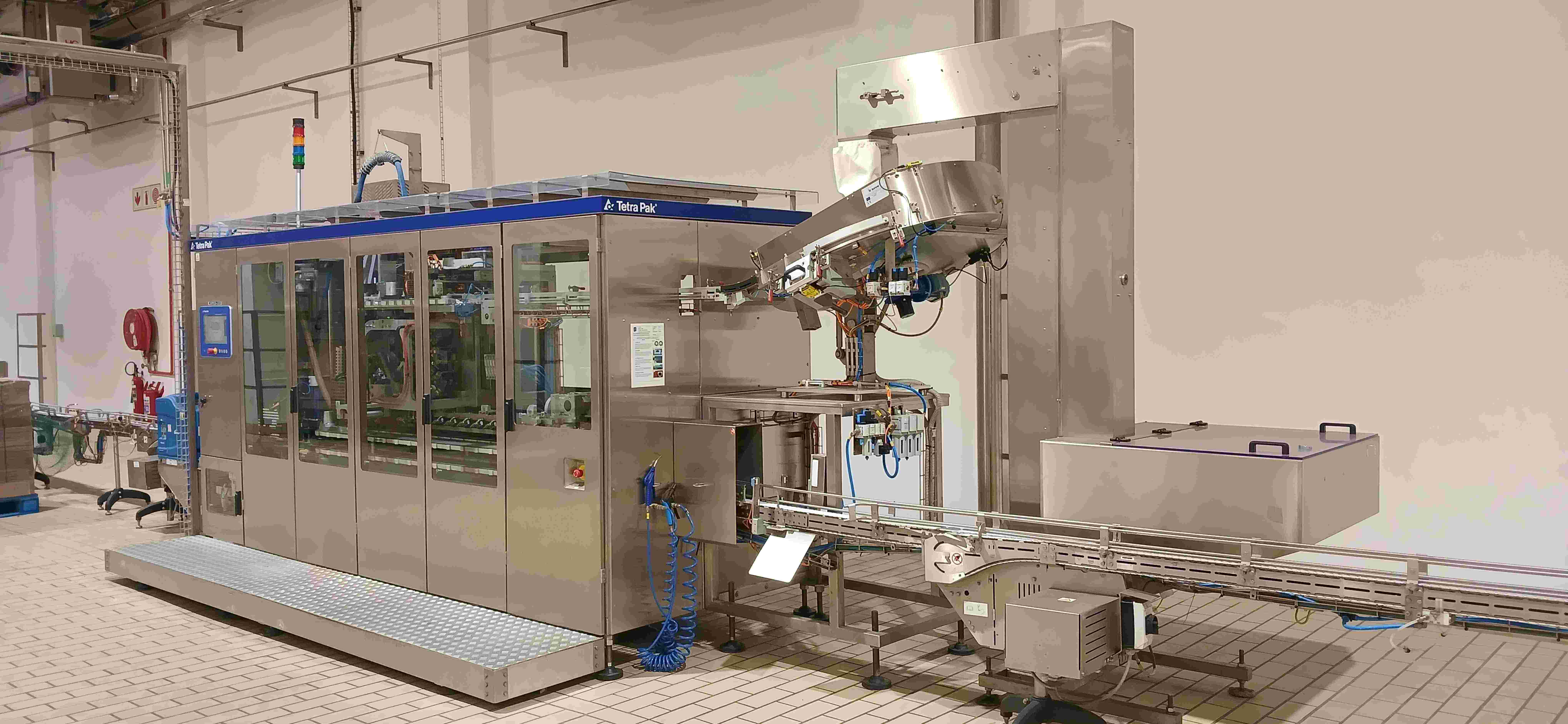 USED A3 SPEED 1000ML SQUARE FILLING LINE FOR SALE YEAR 2020