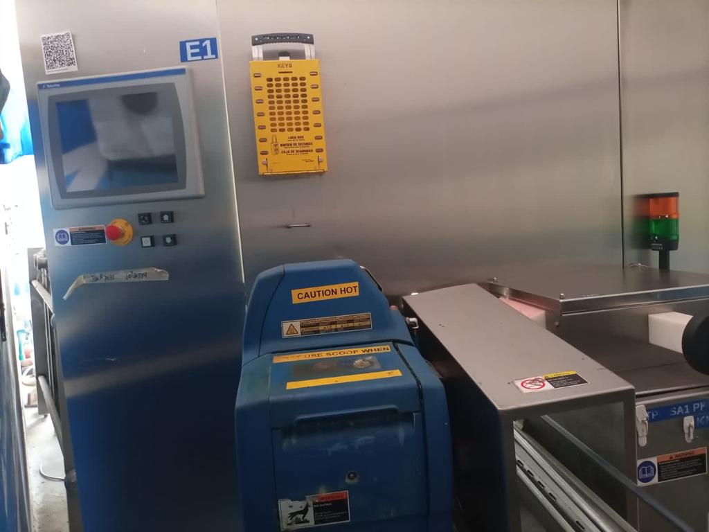 REFURBISHED TETRA PAK HIGH SPEED STRAW APPLICATOR TSA 30 FOR SALE YEAR 2010