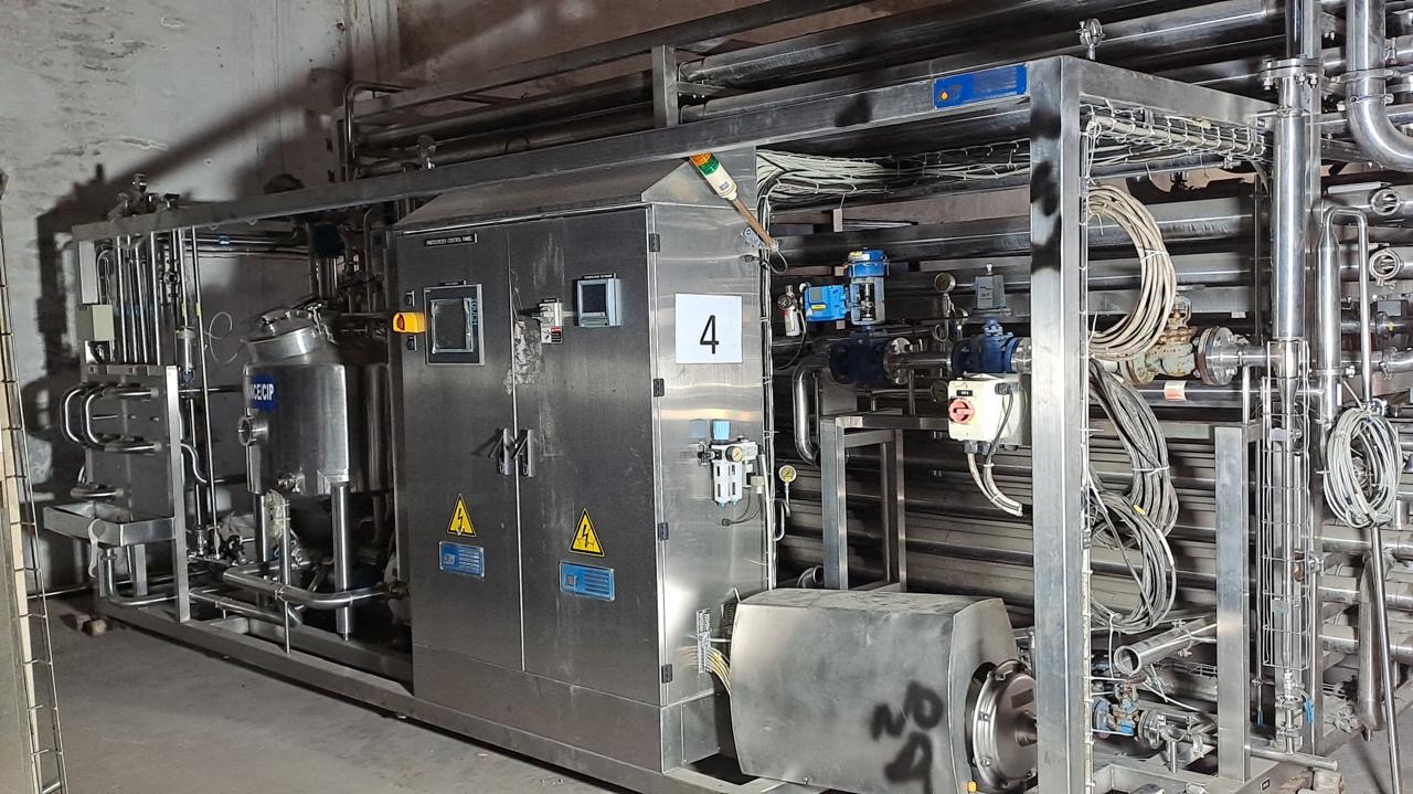 TBA 19 200ML SLIM 30v FILLING LINE AND TBA 8 1000ML SQUARE FILLING LINE AND GEA UHT PLANT 65000 LPH FOR SALE