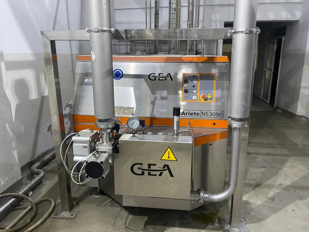 GEA COMPLETE UHT PLANT 8000 LPH CAPACITY FOR MILK CREAM AND JUICE PRODUCTION FOR SALE YEAR 2018