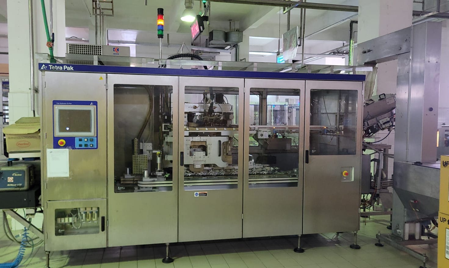 USED TETRA PAK A3 COMPACT FLEX 330ML PRISMA FILLING LINE WITH DREAM CAP APPLICATOR 2012