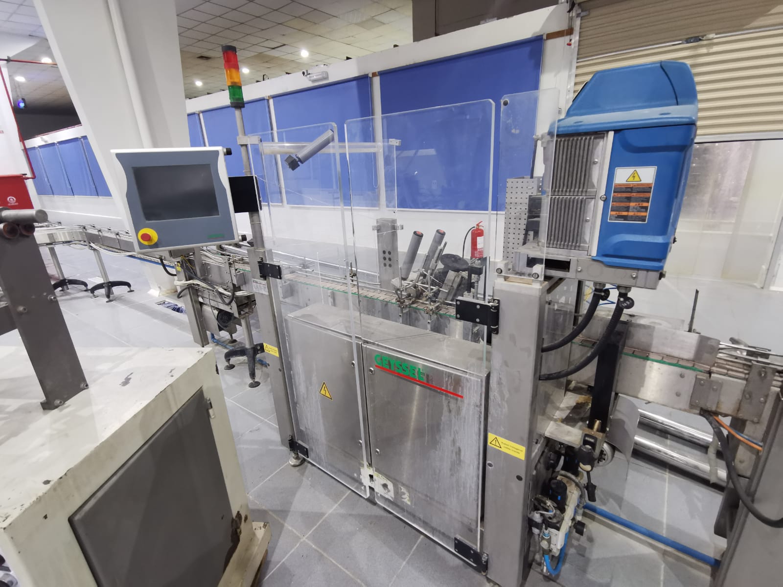 USED SIG COMBIBLOC 712 COMPLETE FILLING LINE FOR SALE