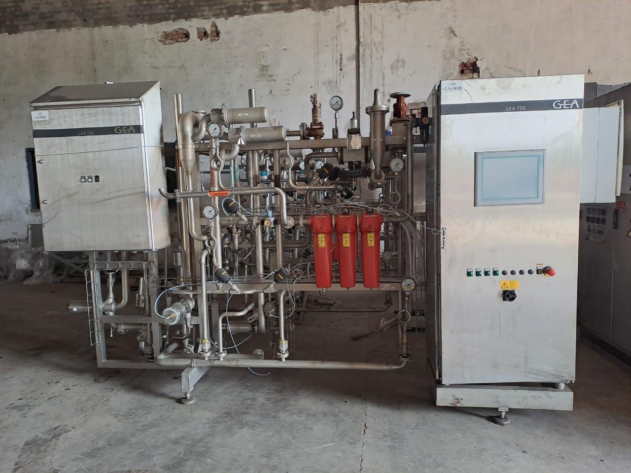 TBA 19 200ML SLIM 30v FILLING LINE AND TBA 8 1000ML SQUARE FILLING LINE AND GEA UHT PLANT 65000 LPH FOR SALE