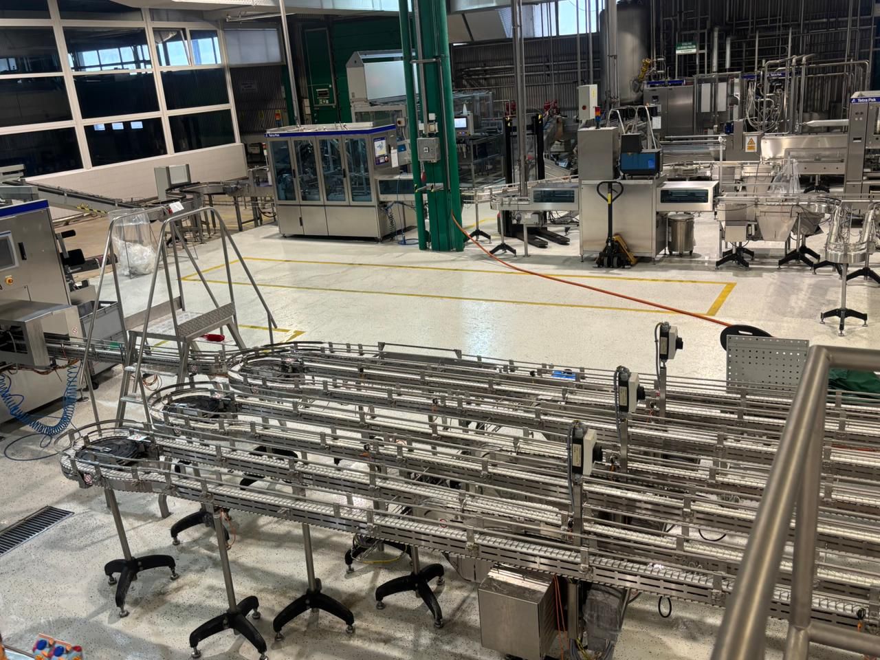 USED TETRA REX FILLING AND CAPPING COMPLETE LINE FOR SALE FOR LONG LIFE FRUIT JUICES YEAR 2016