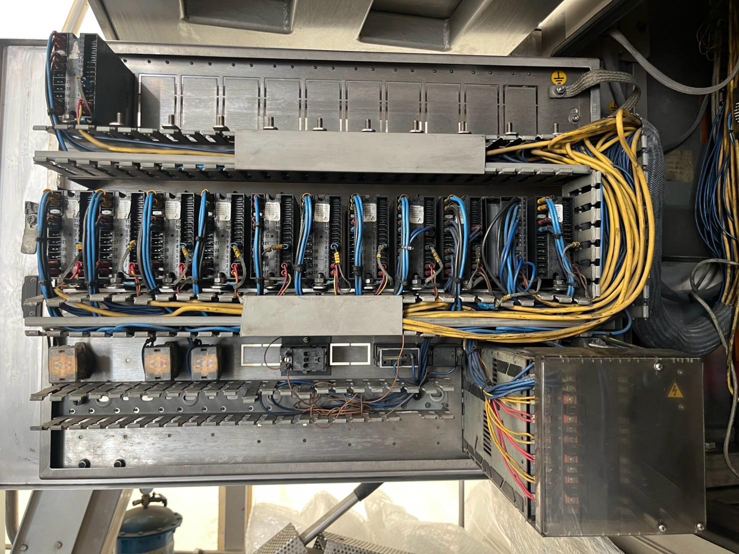 USED TETRA PAK TBA 19 250ML BASE 20v FILLING LINE FOR SALE YEAR 2005